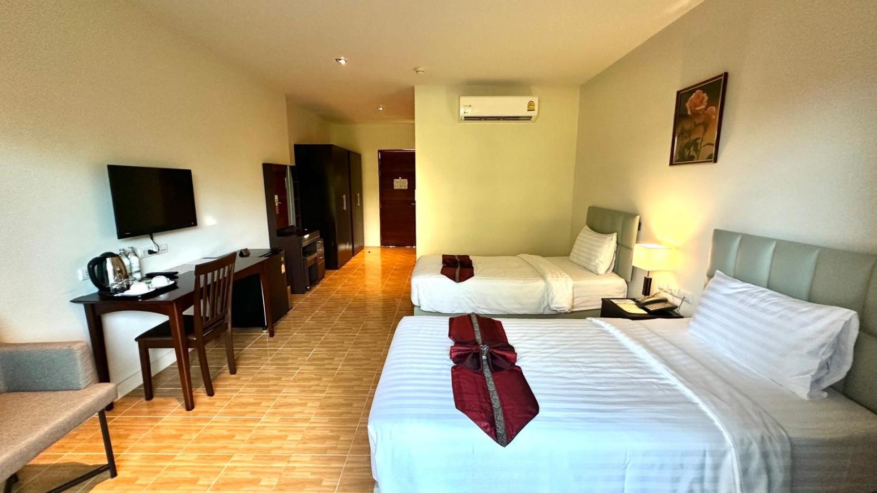 Chainarai Riverside Recreation Centre - SHA Plus Certified Chiang Rai Extérieur photo
